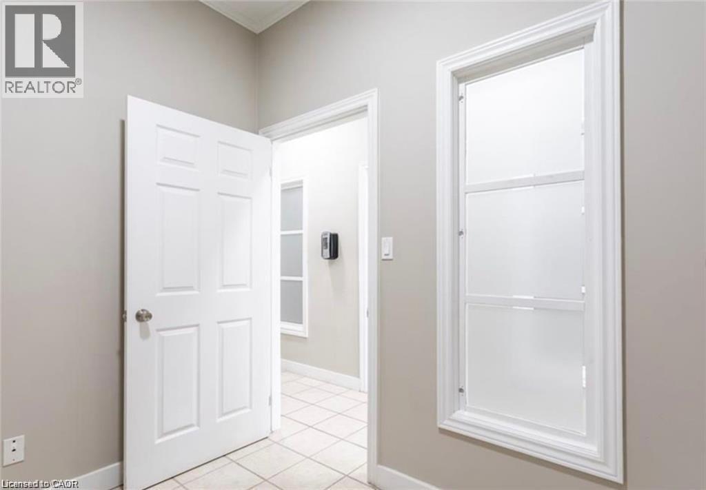 833 KING Street E, Hamilton, Ontario, L8M1B1 — Photo 14