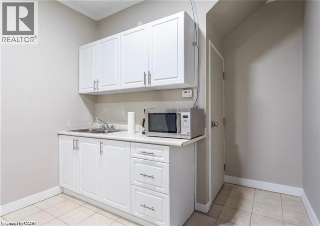 833 KING Street E, Hamilton, Ontario, L8M1B1 — Photo 19