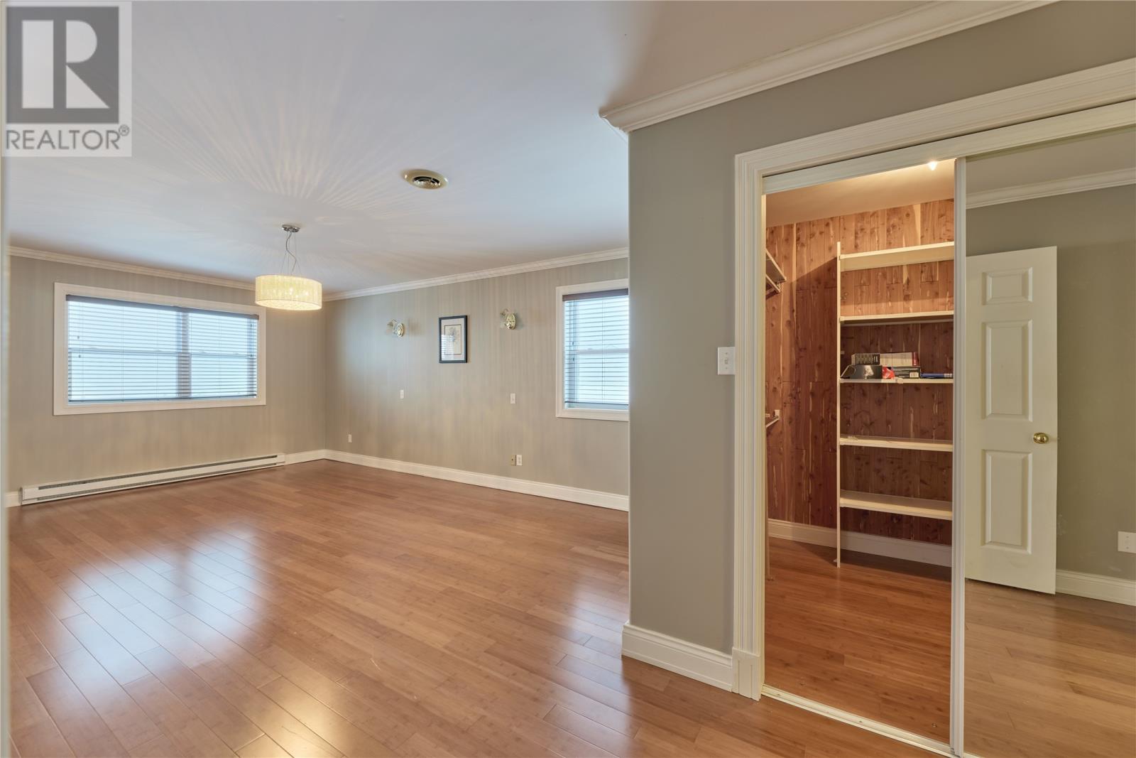 8 Roddickton Place — photo 23