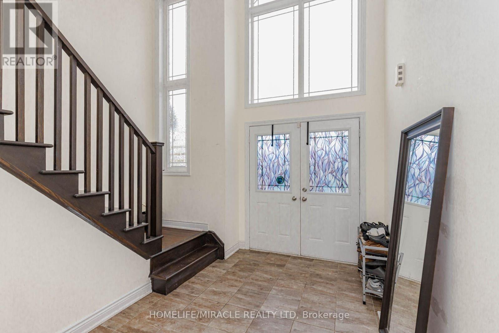 6 HILL STREET - 34