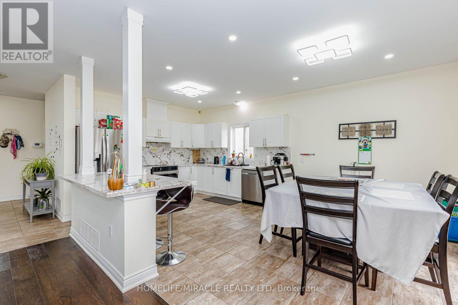 6 HILL STREET - 24