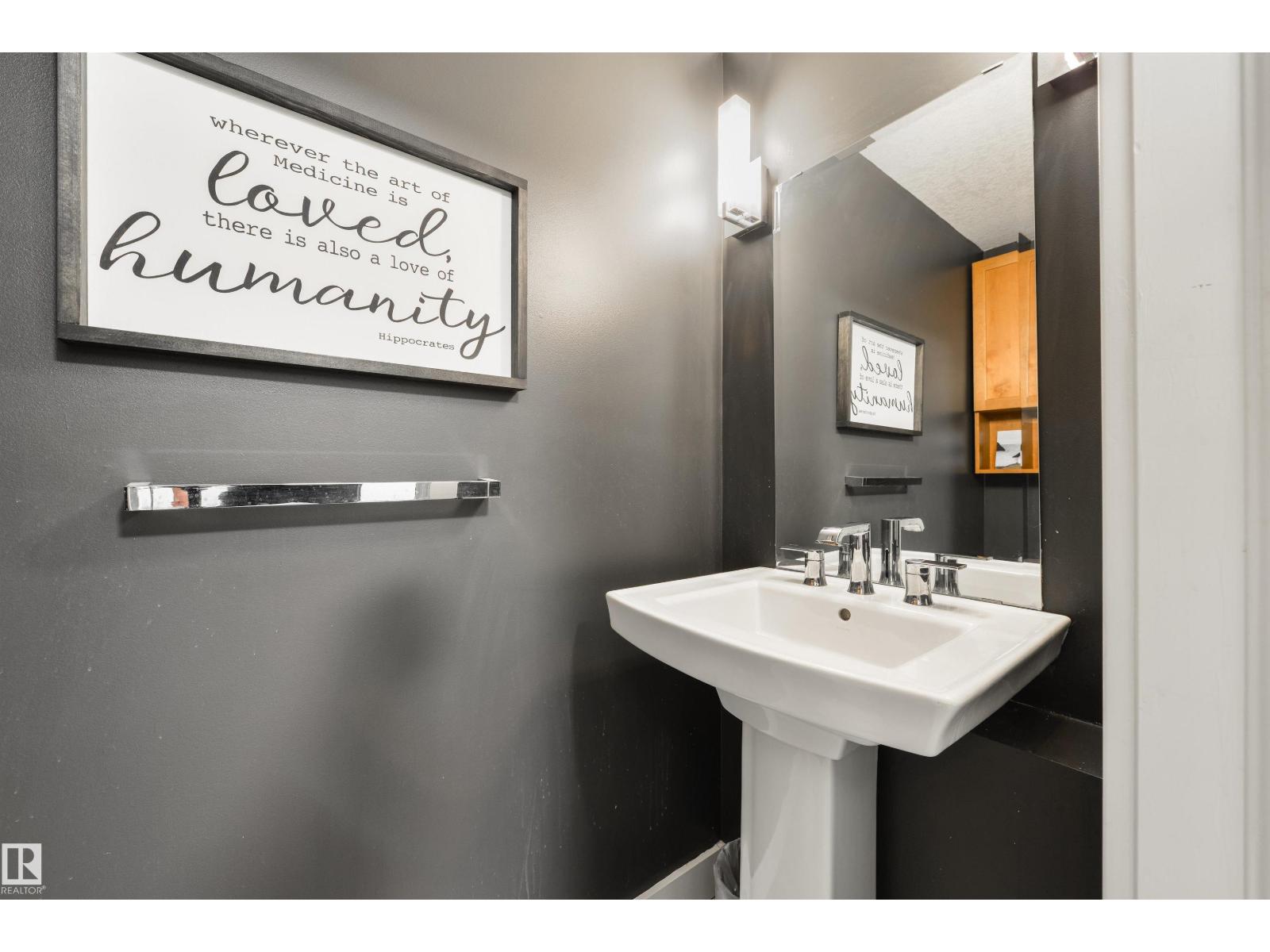 #7 11518 76 AV NW, Edmonton