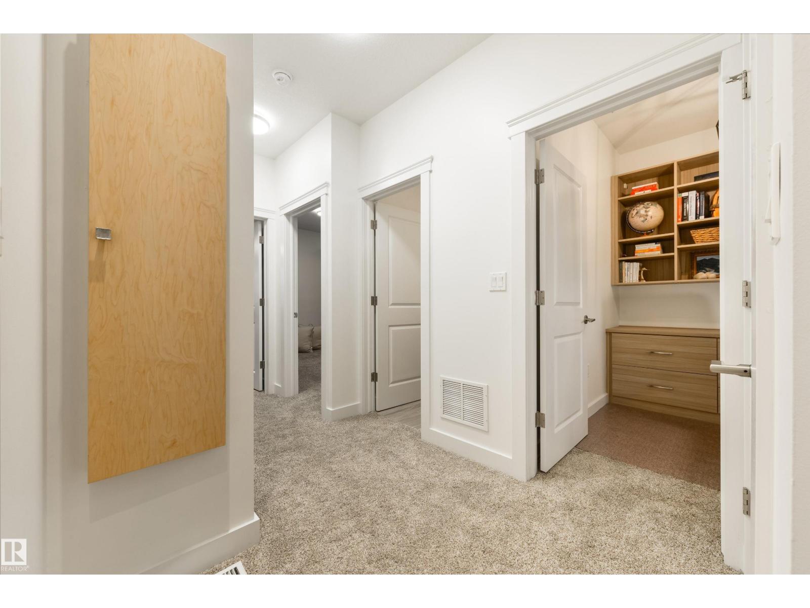 #7 11518 76 AV NW - 20