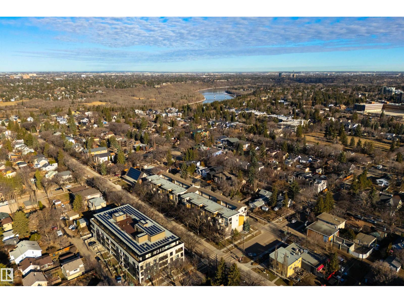 #7 11518 76 AV NW, Edmonton