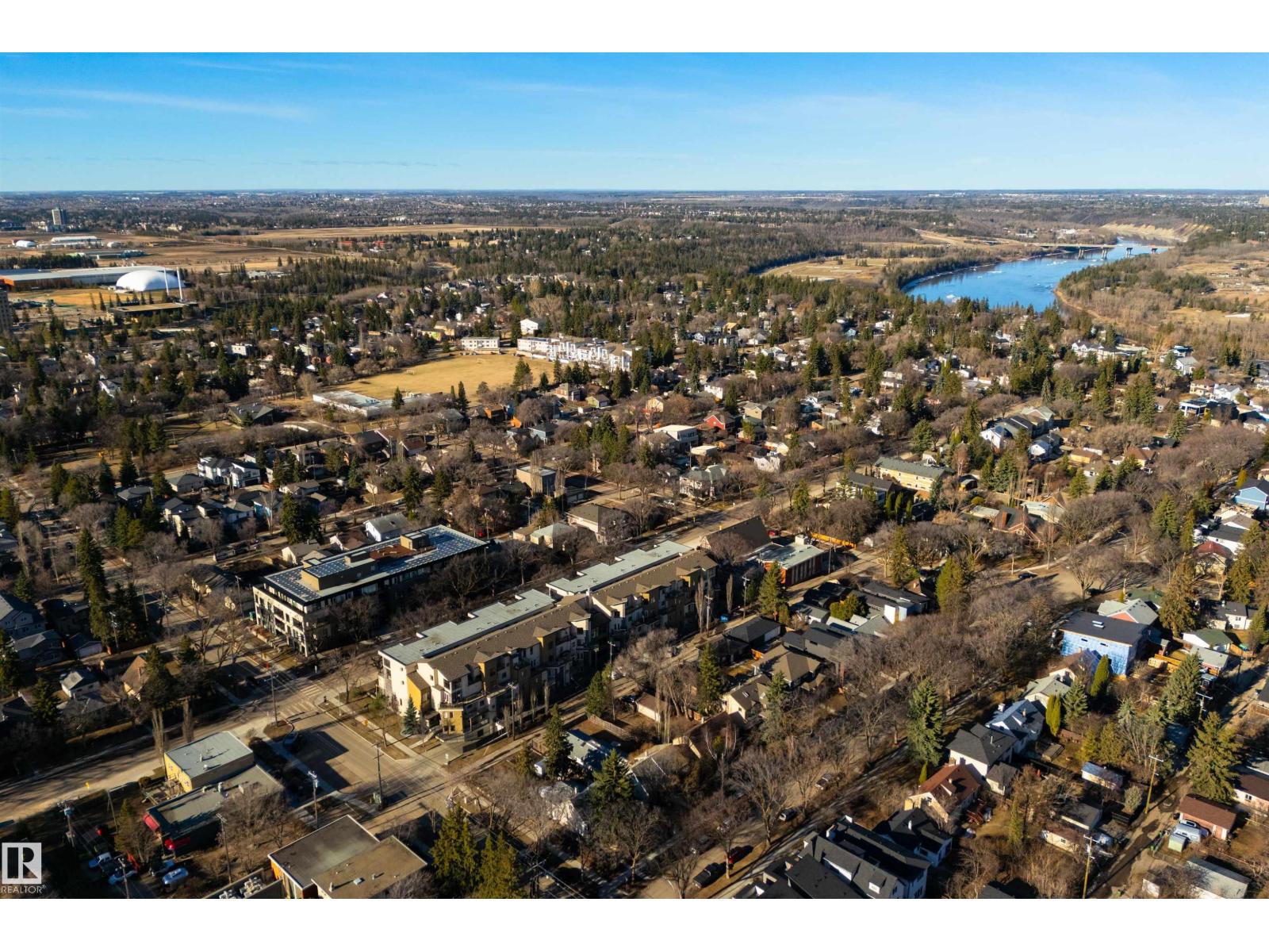 #7 11518 76 AV NW, Edmonton