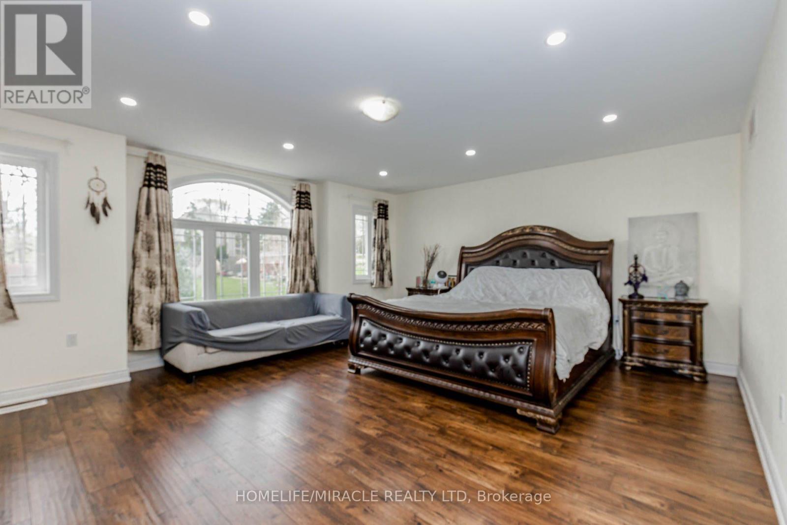 6 HILL STREET - 28
