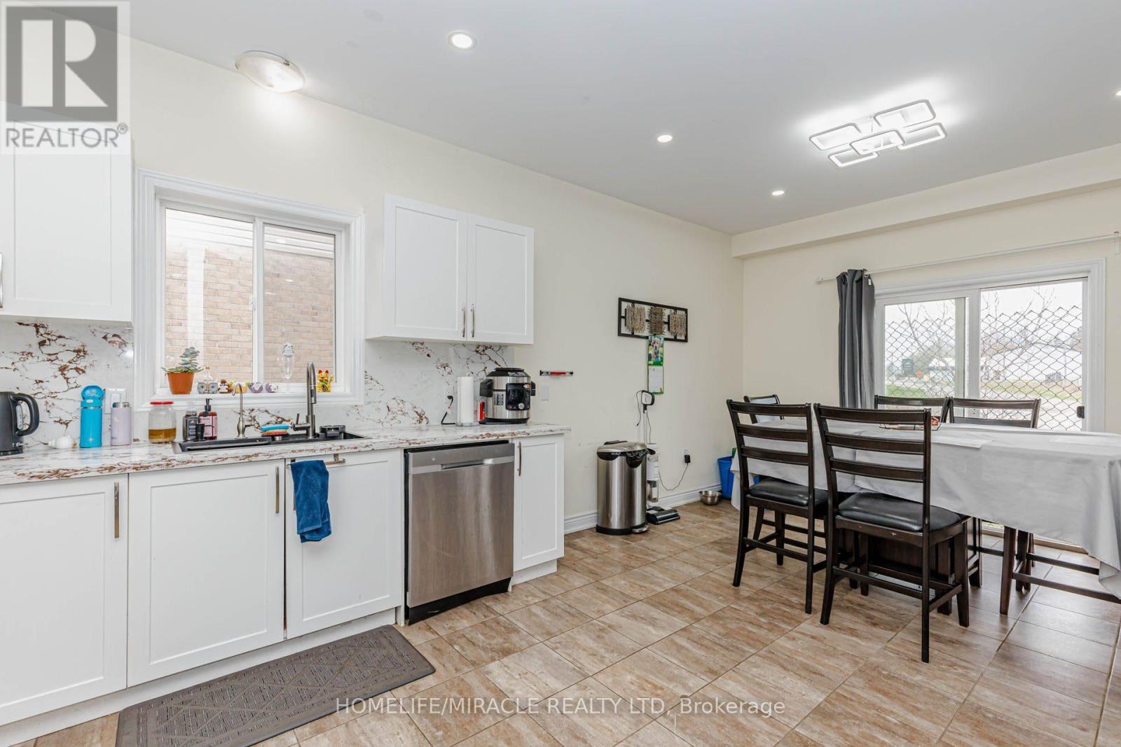 6 HILL STREET - 18