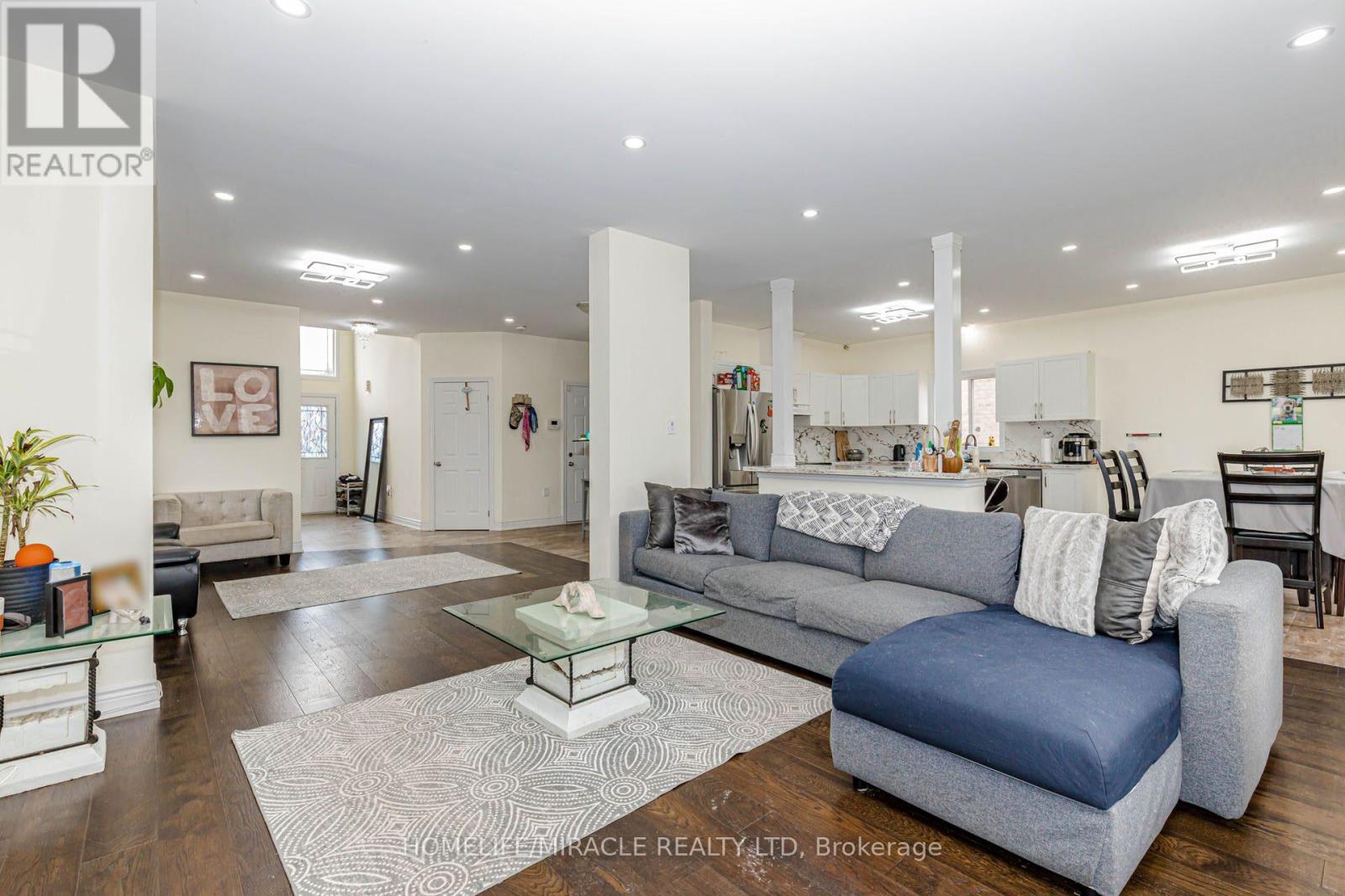 6 HILL STREET - 14