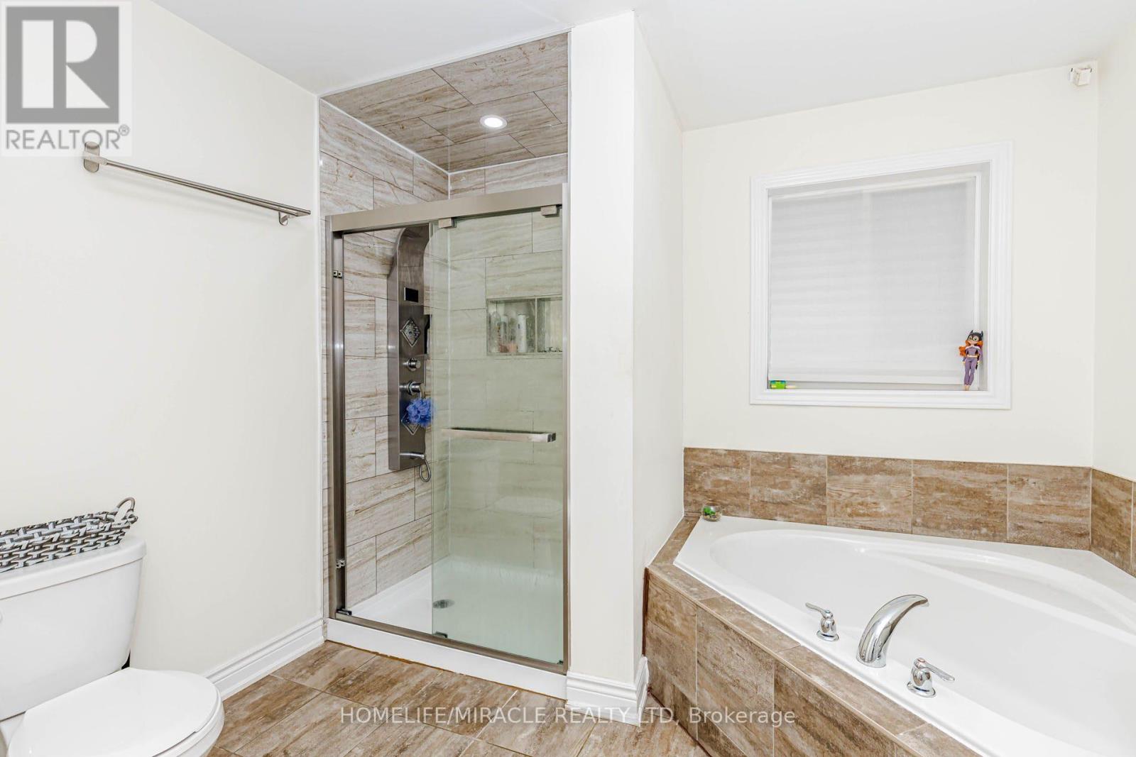 6 HILL STREET - 32