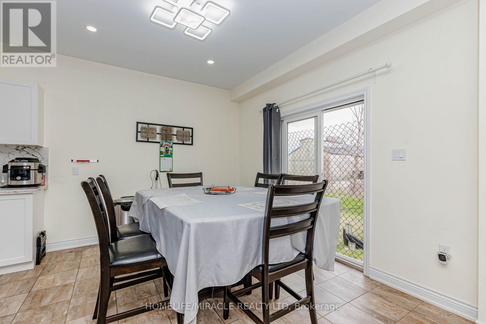 6 HILL STREET - 22