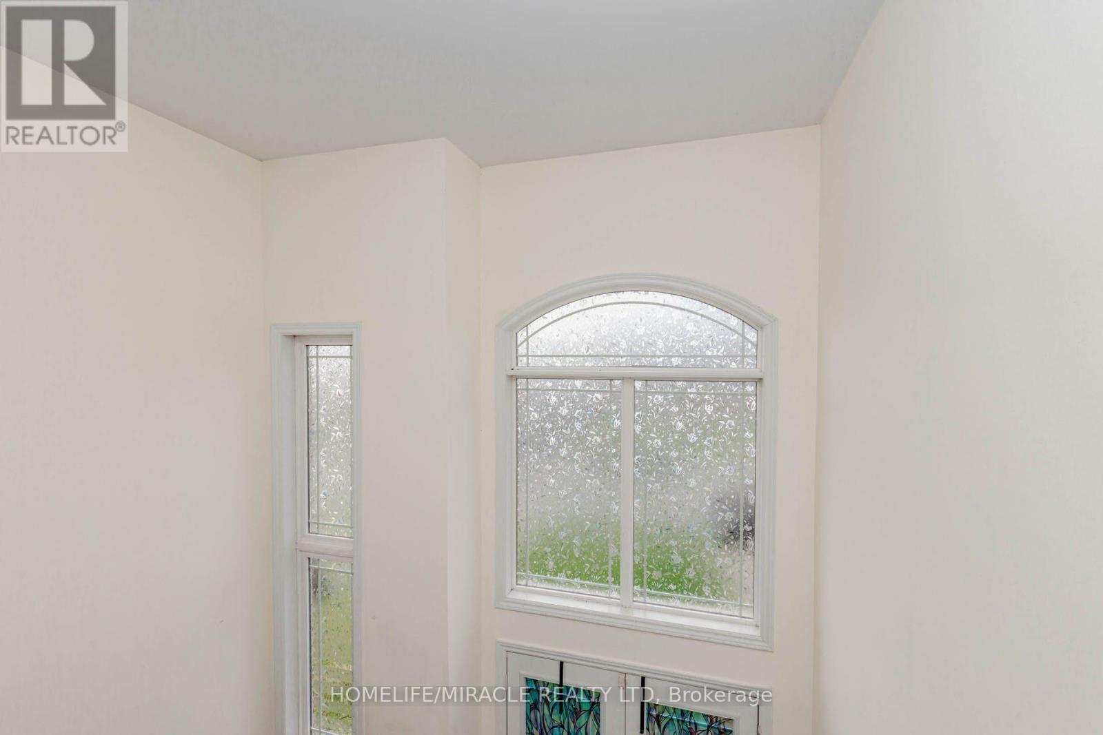 6 HILL STREET - 26