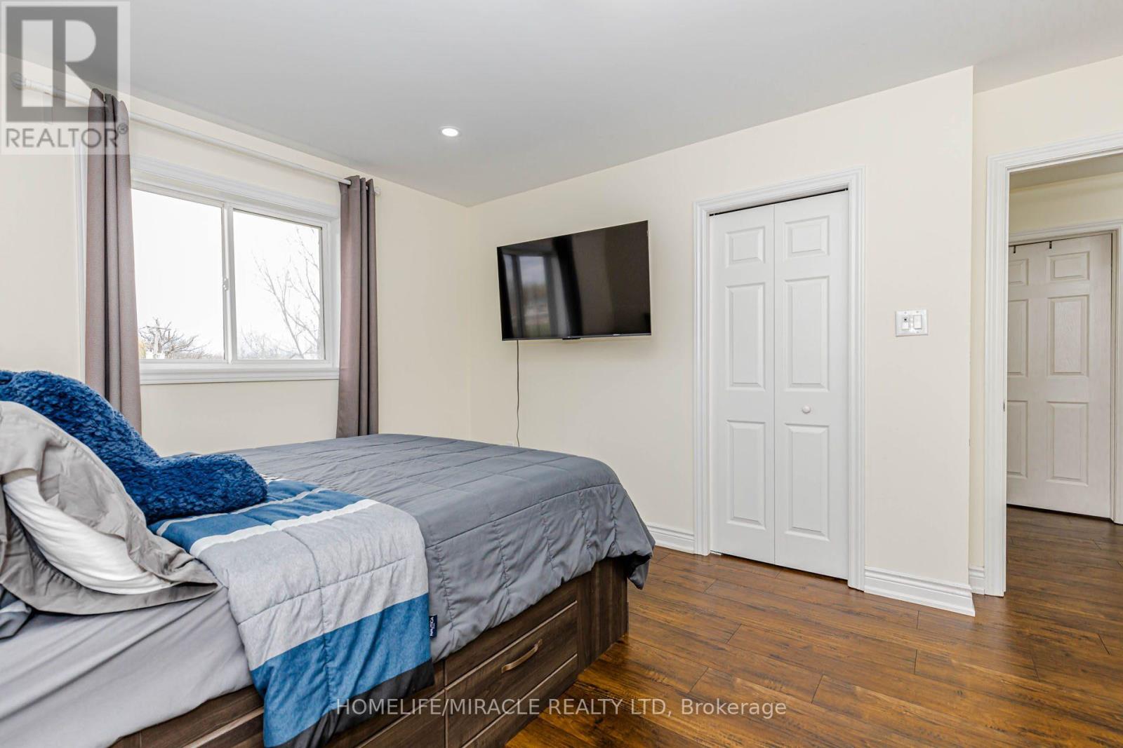 6 HILL STREET - 45