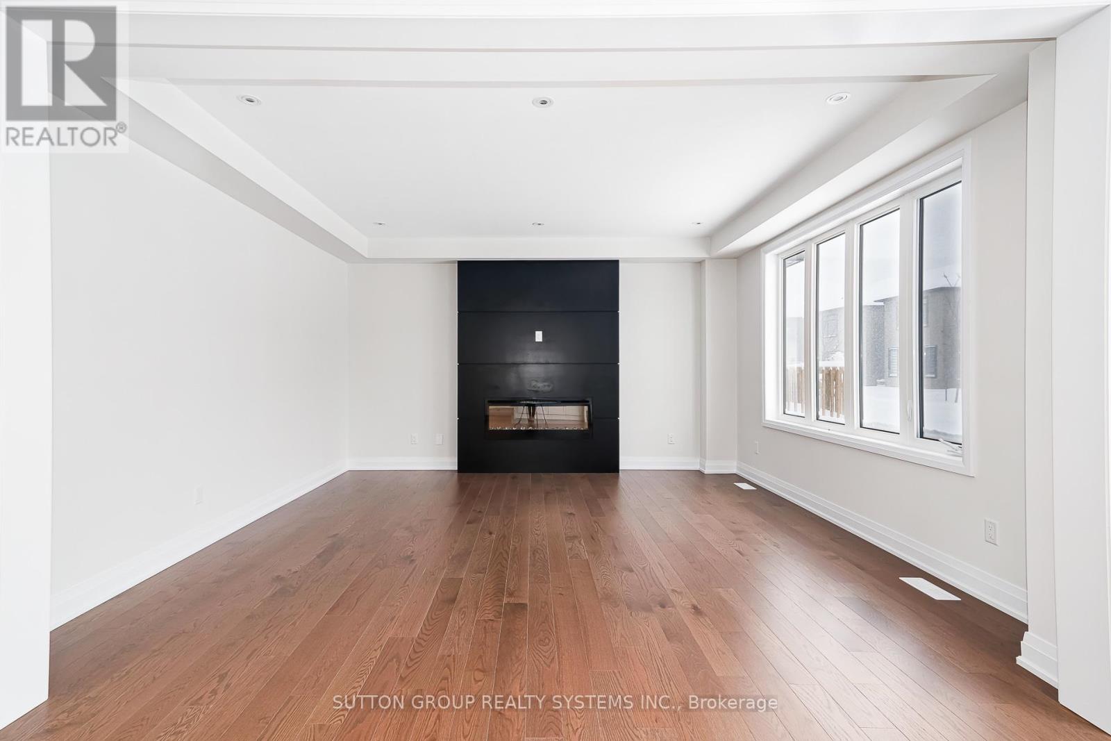 13 SUN VALLEY AVENUE - 13