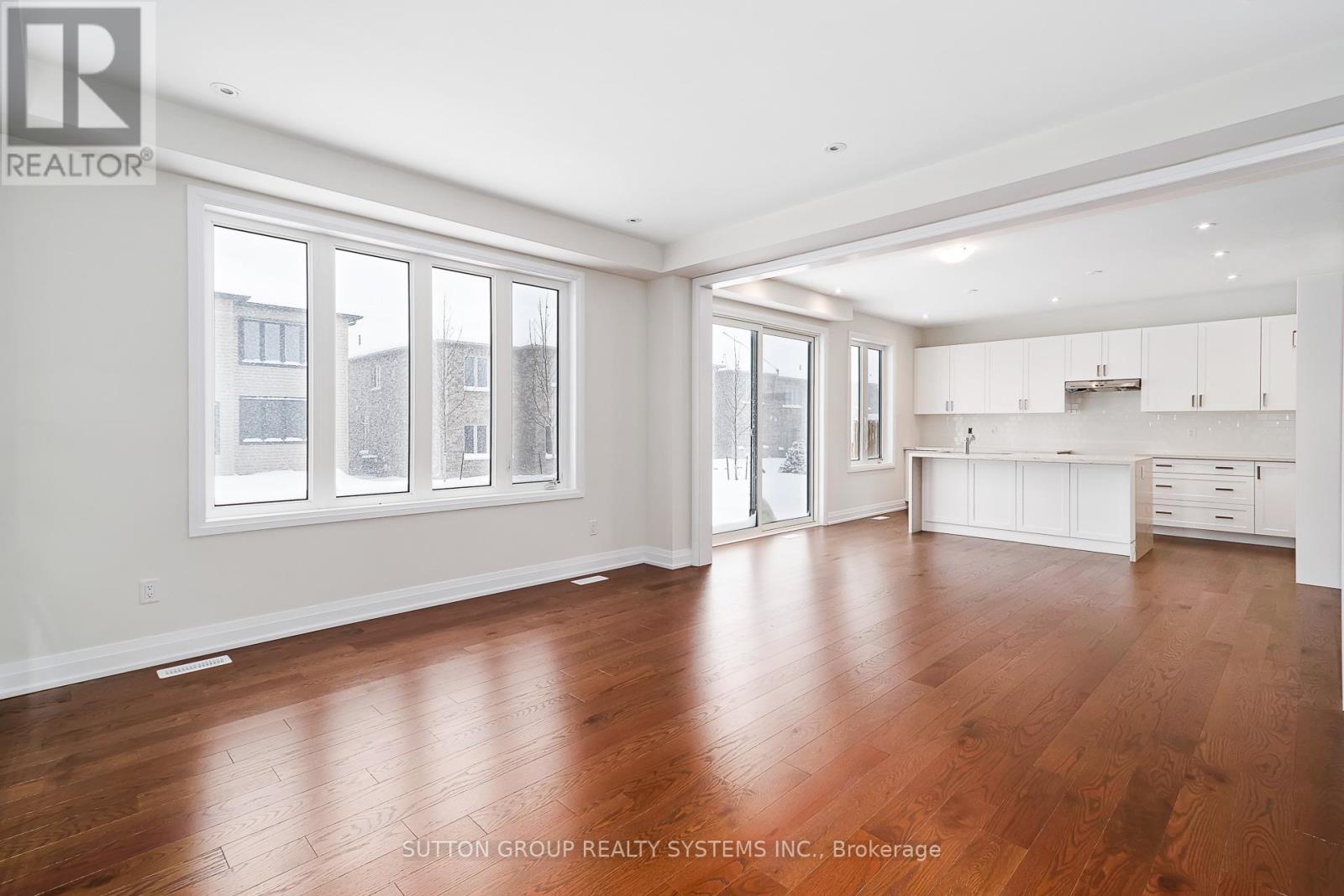 13 SUN VALLEY AVENUE - 14