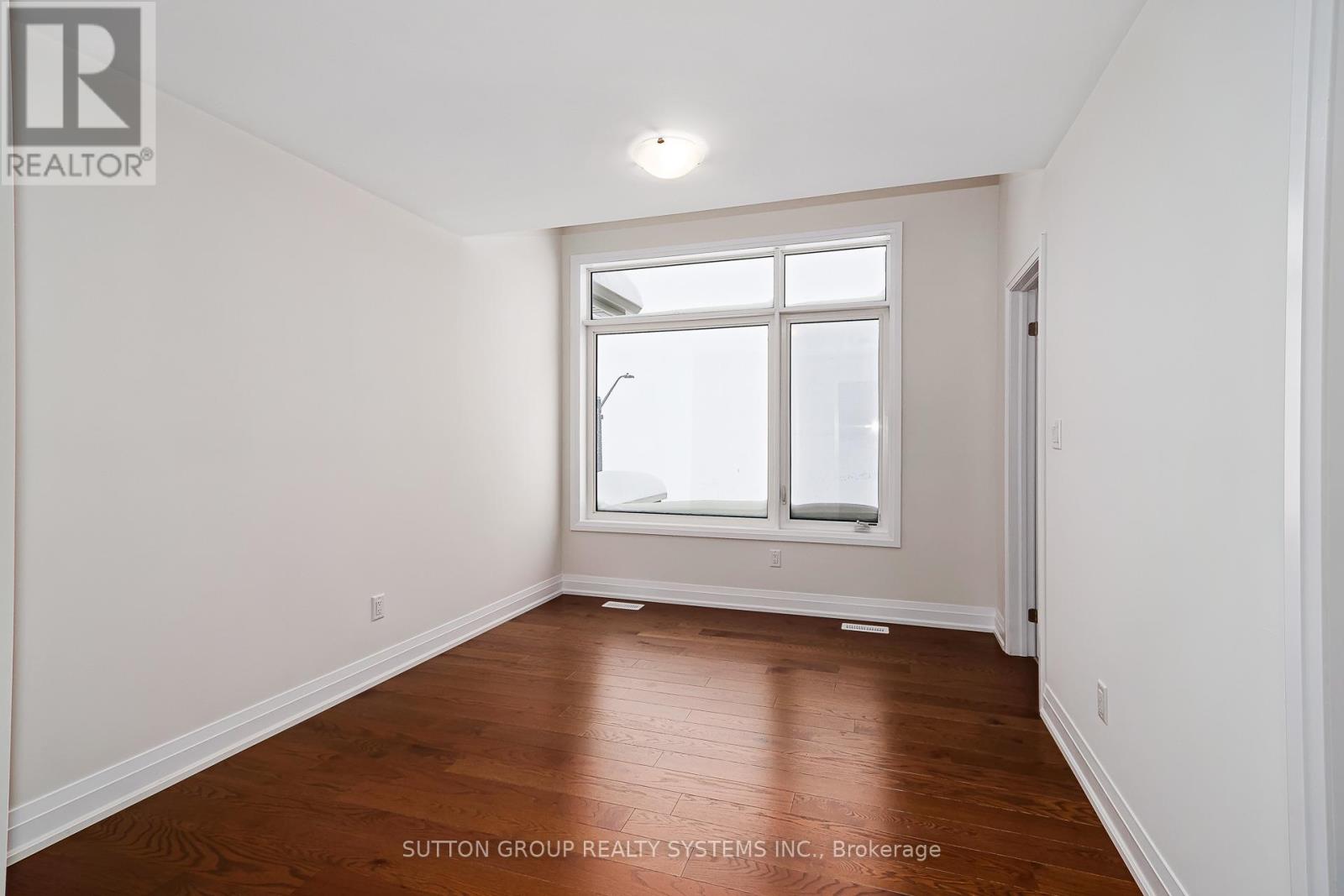 13 SUN VALLEY AVENUE - 18