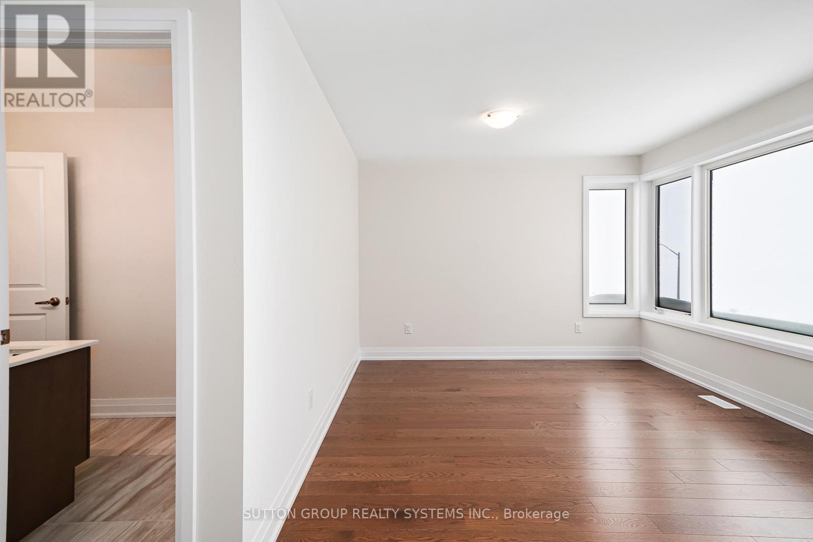 13 SUN VALLEY AVENUE - 28