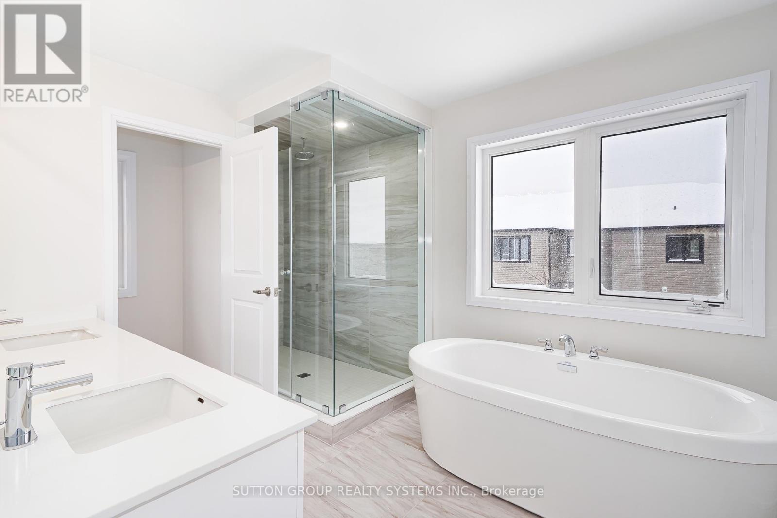 13 SUN VALLEY AVENUE - 34