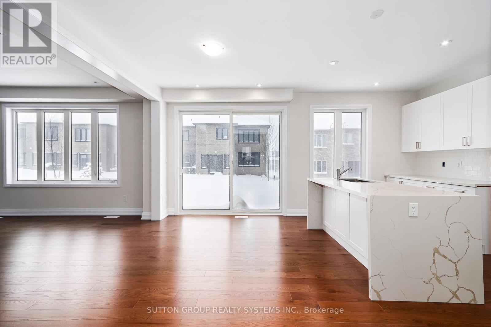 13 SUN VALLEY AVENUE - 9