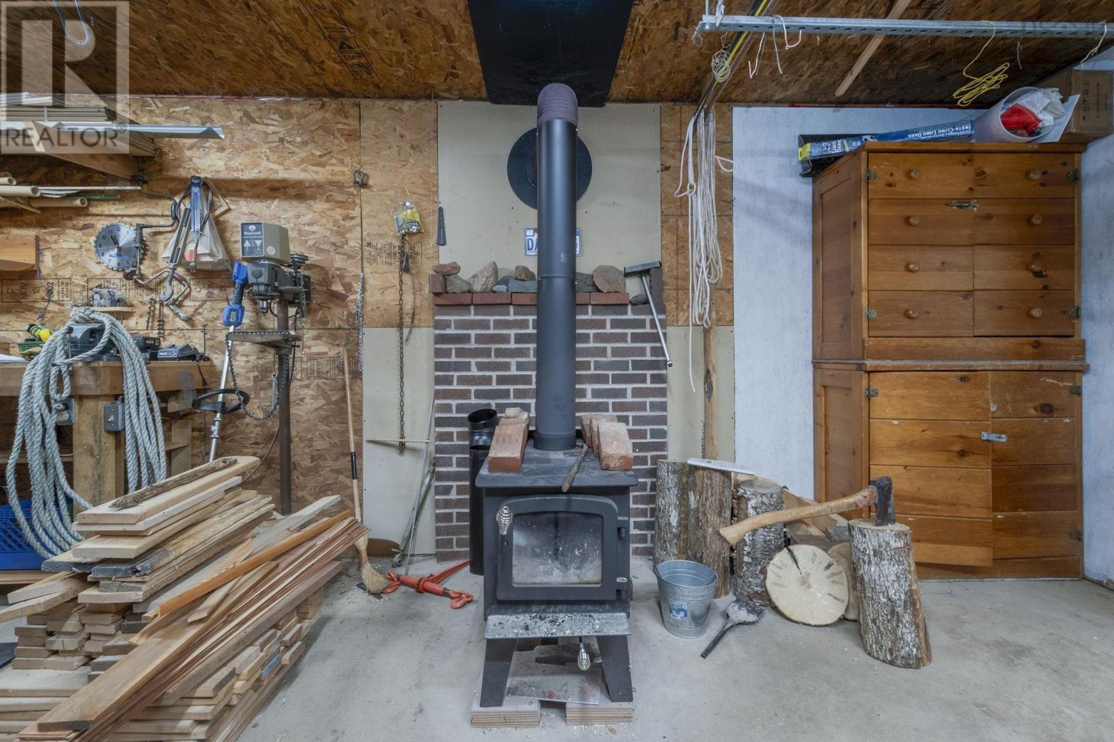 Property 29 of 50 of 882 Warwick Mountain Road