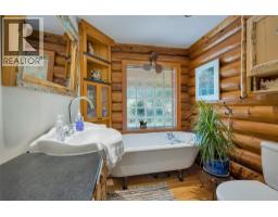2726 Tranquil Place, Blind Bay, BC V0E1H2 Photo 18