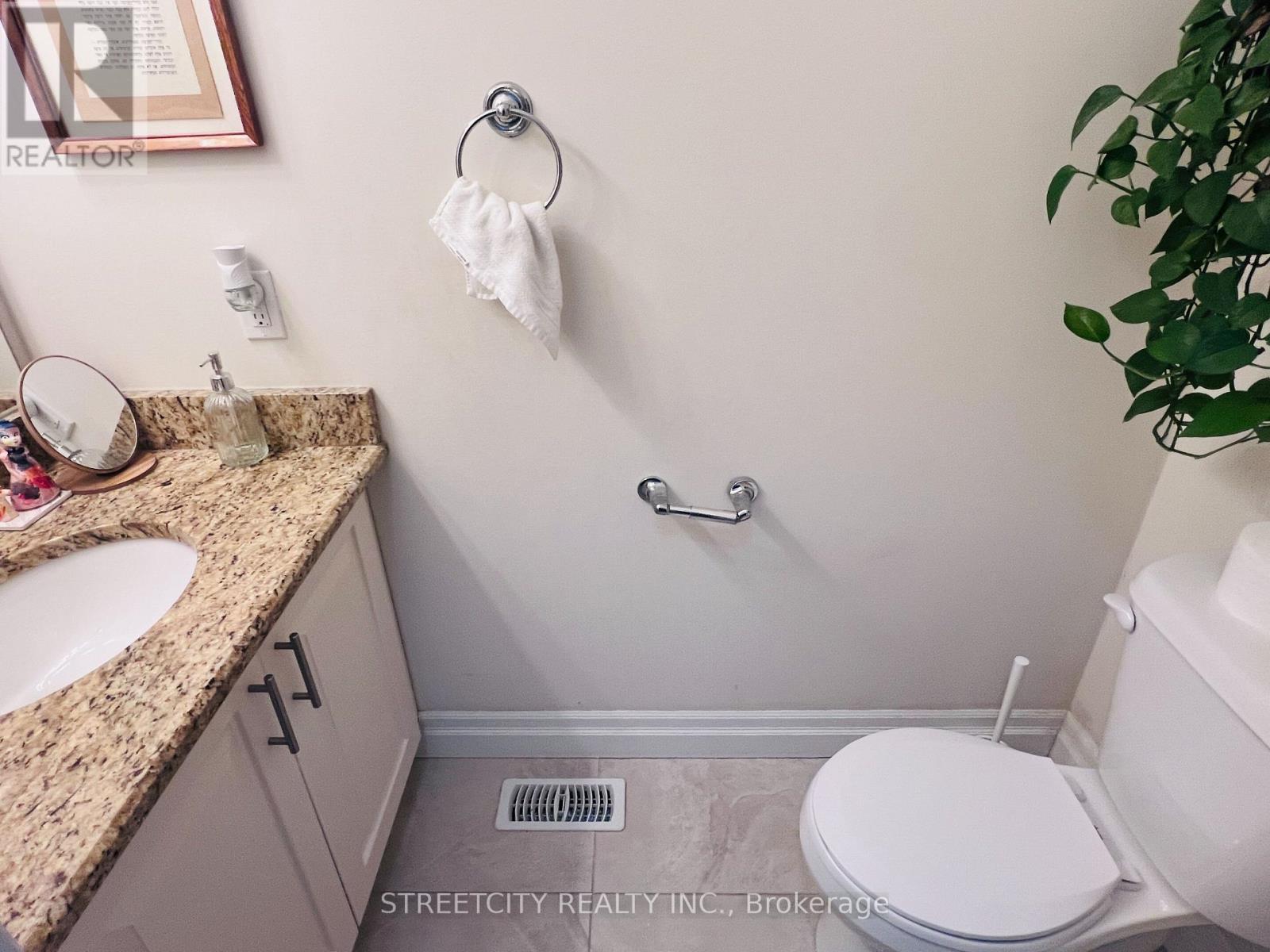 878 ZAIFMAN CIRCLE Property Photo