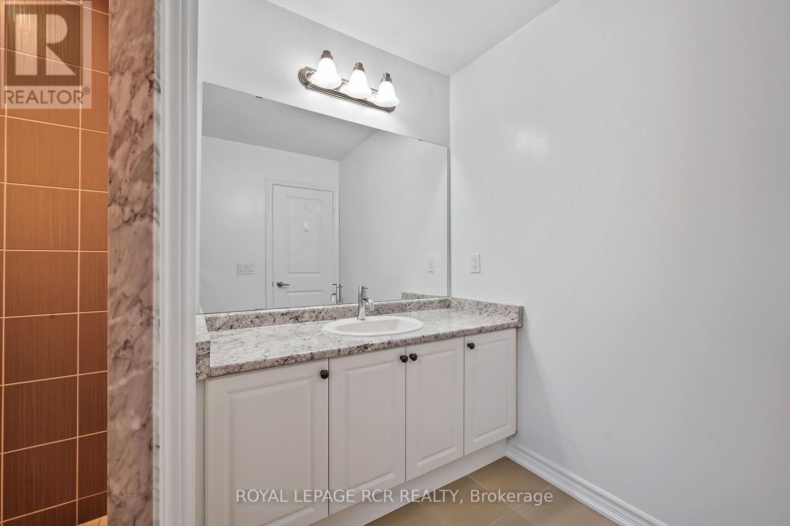 22 FENNELL STREET — photo 16