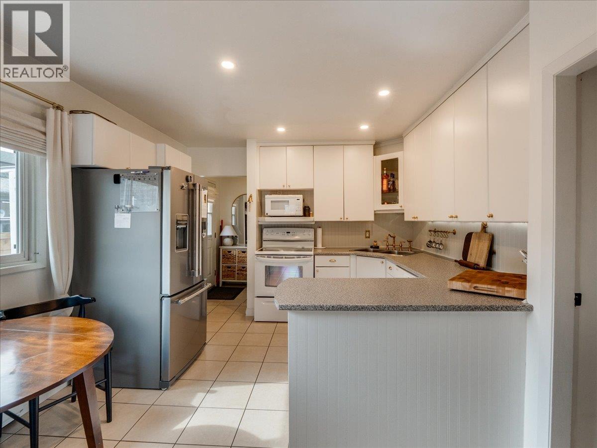 1727 Circle Street - 17