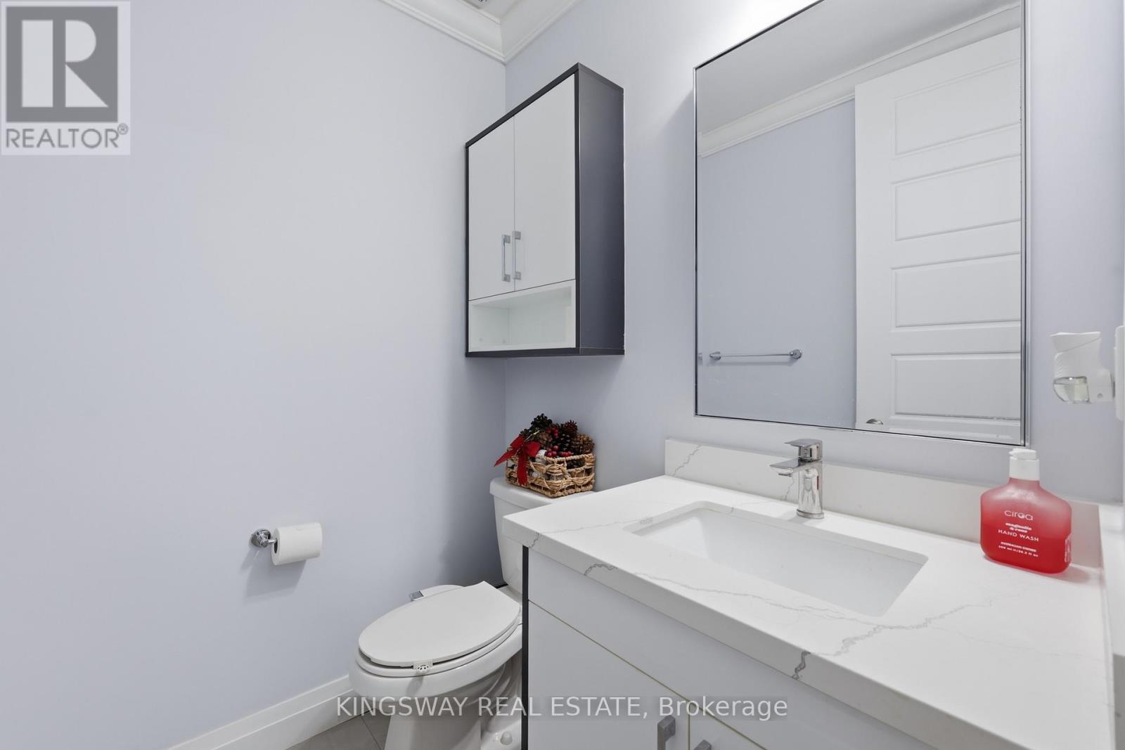 20 - 975 WHITLOCK AVENUE — photo 9