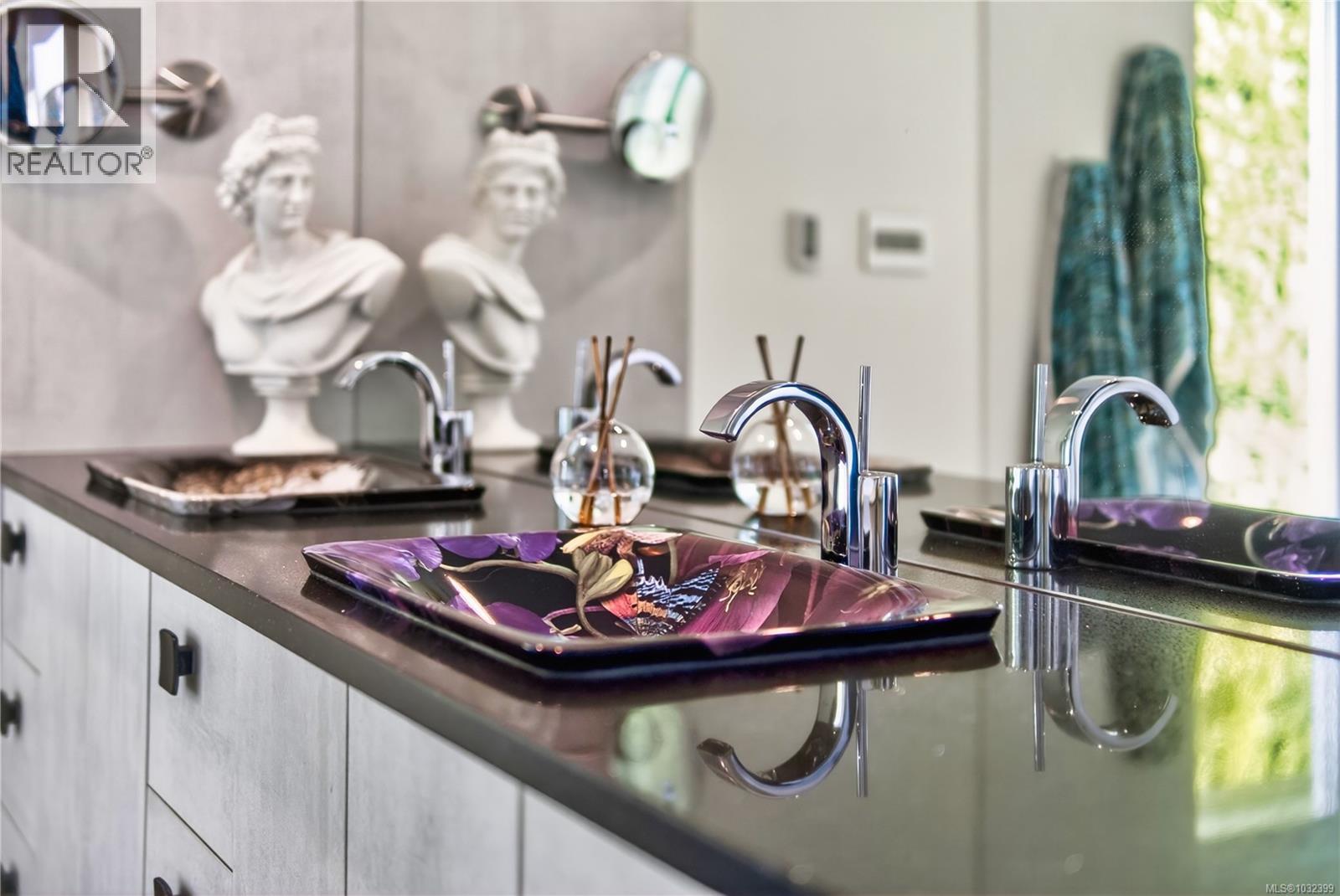 1214 College Dr - 39