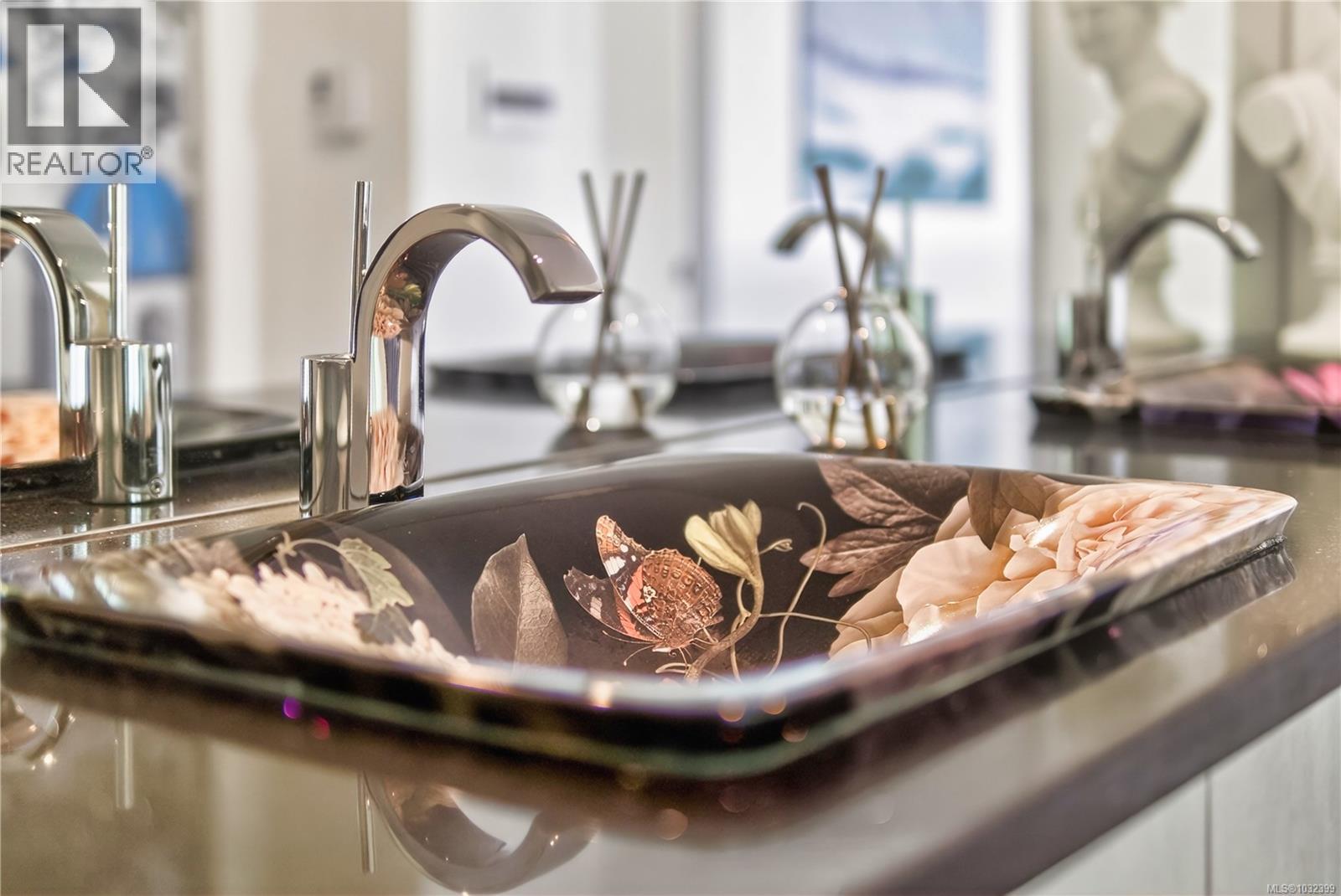 1214 College Dr - 40