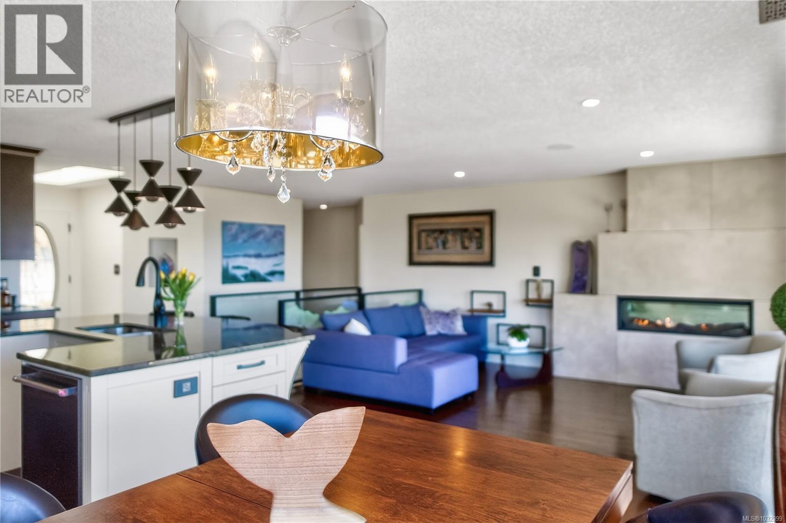 1214 College Dr - 16