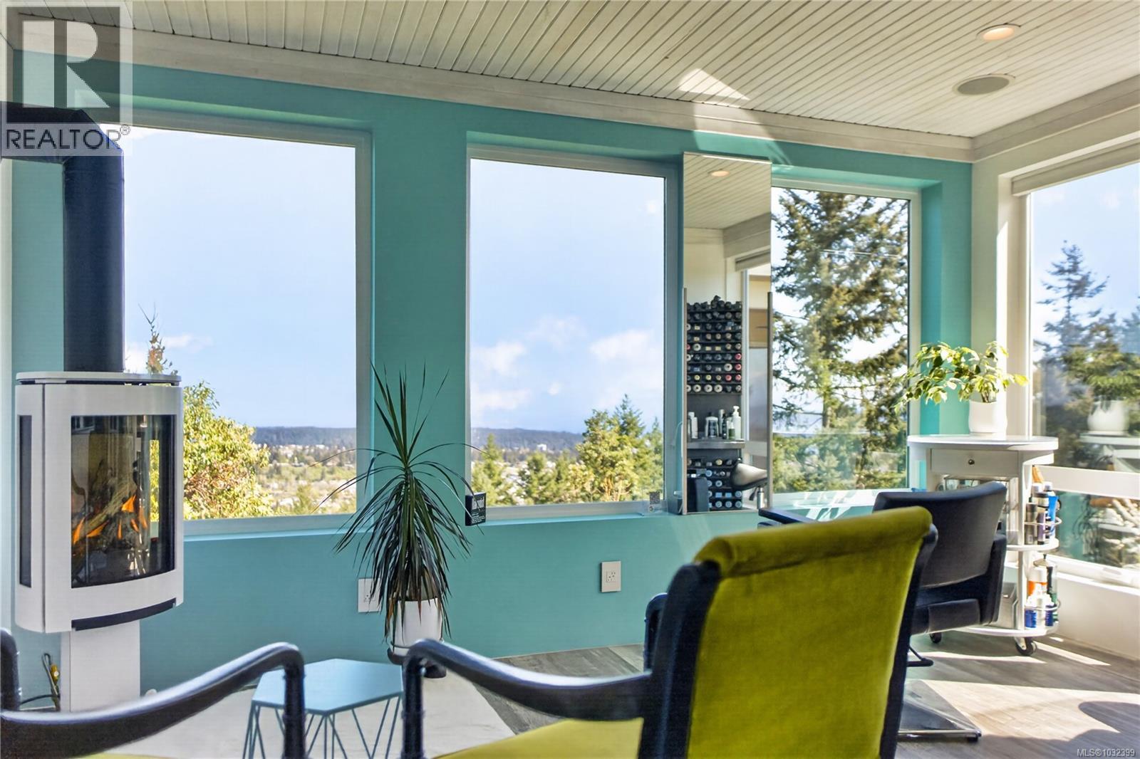 1214 College Dr - 55