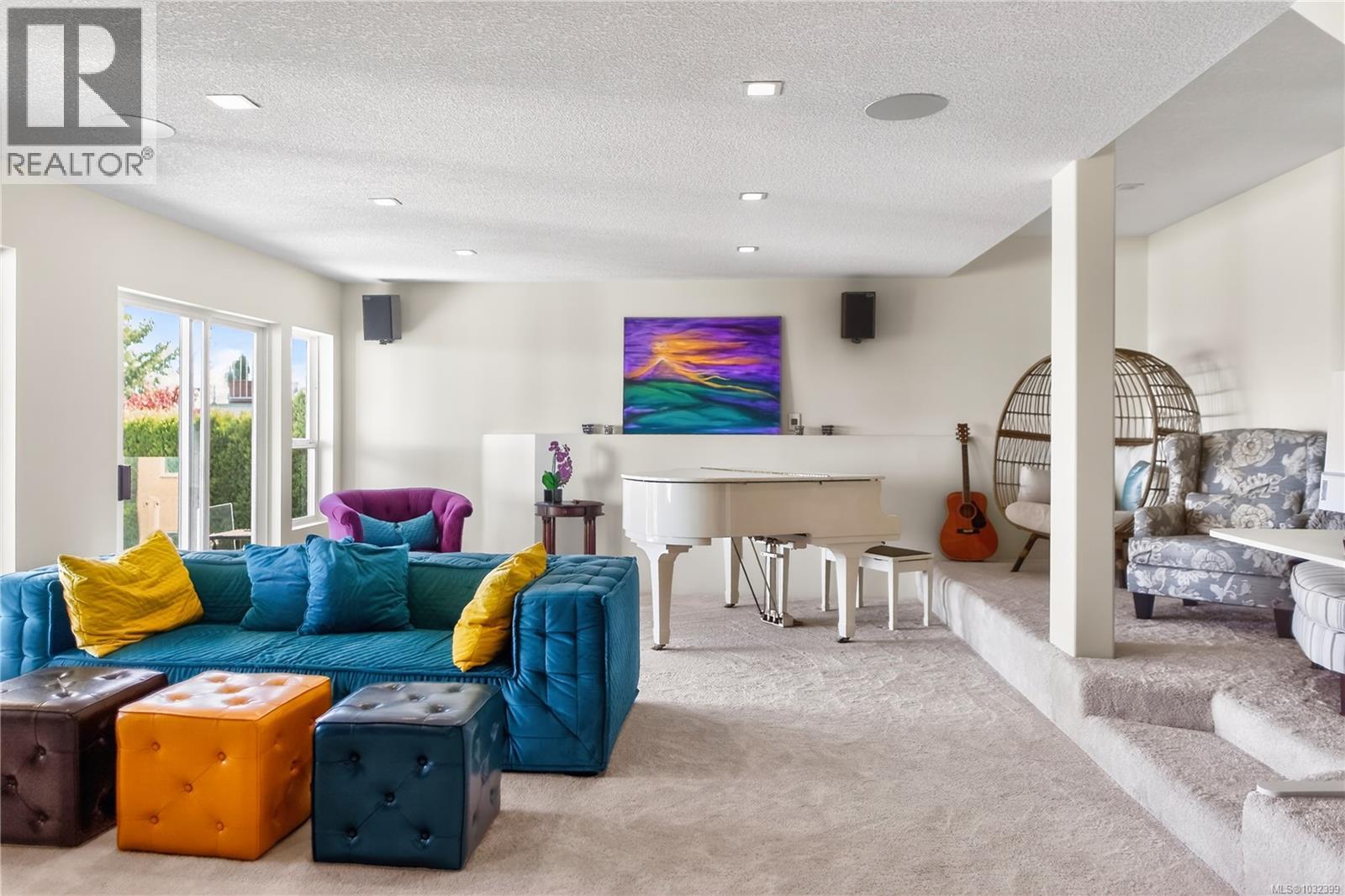 1214 College Dr - 46