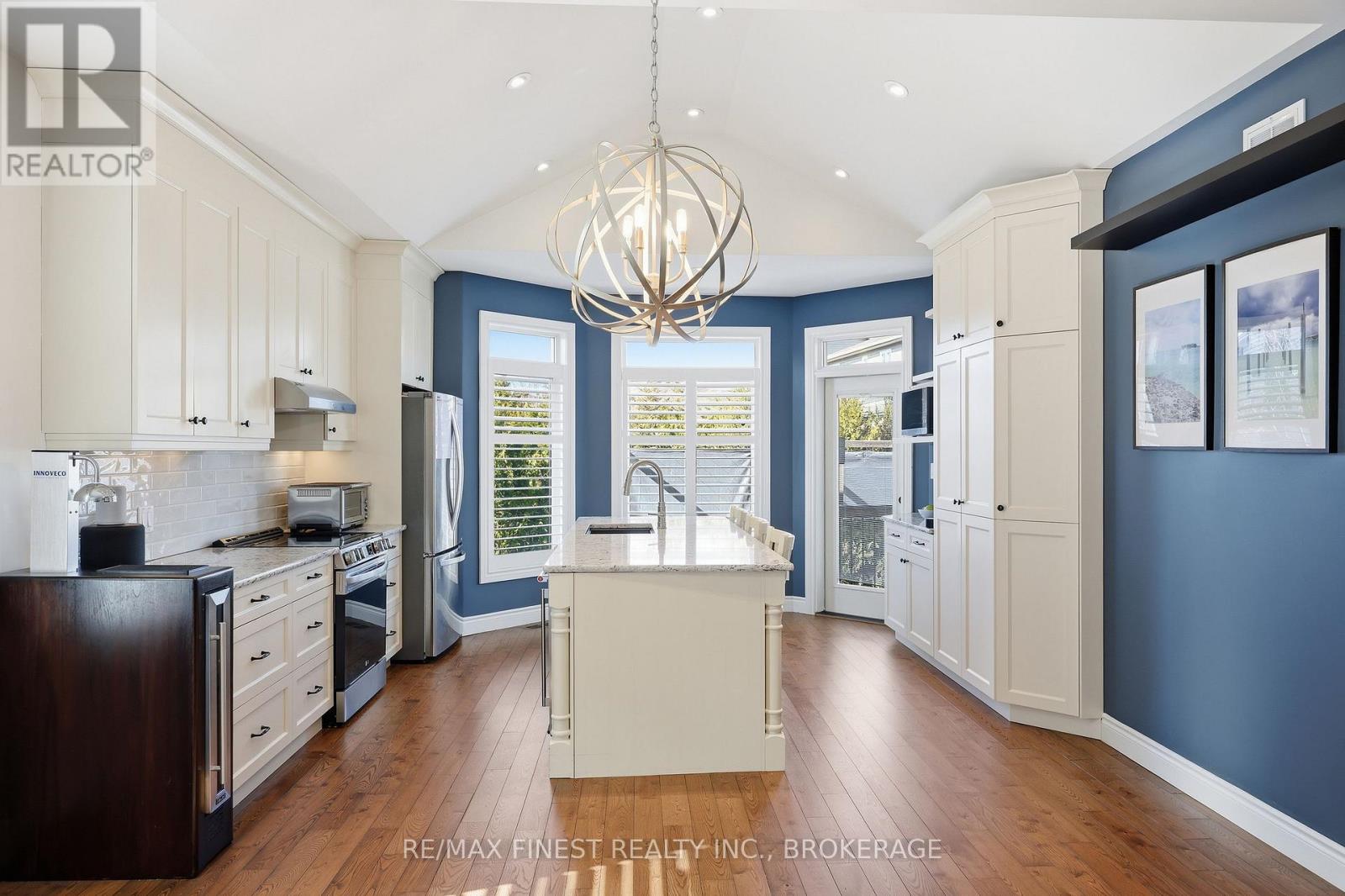 50 BAYSHORE DRIVE — photo 13