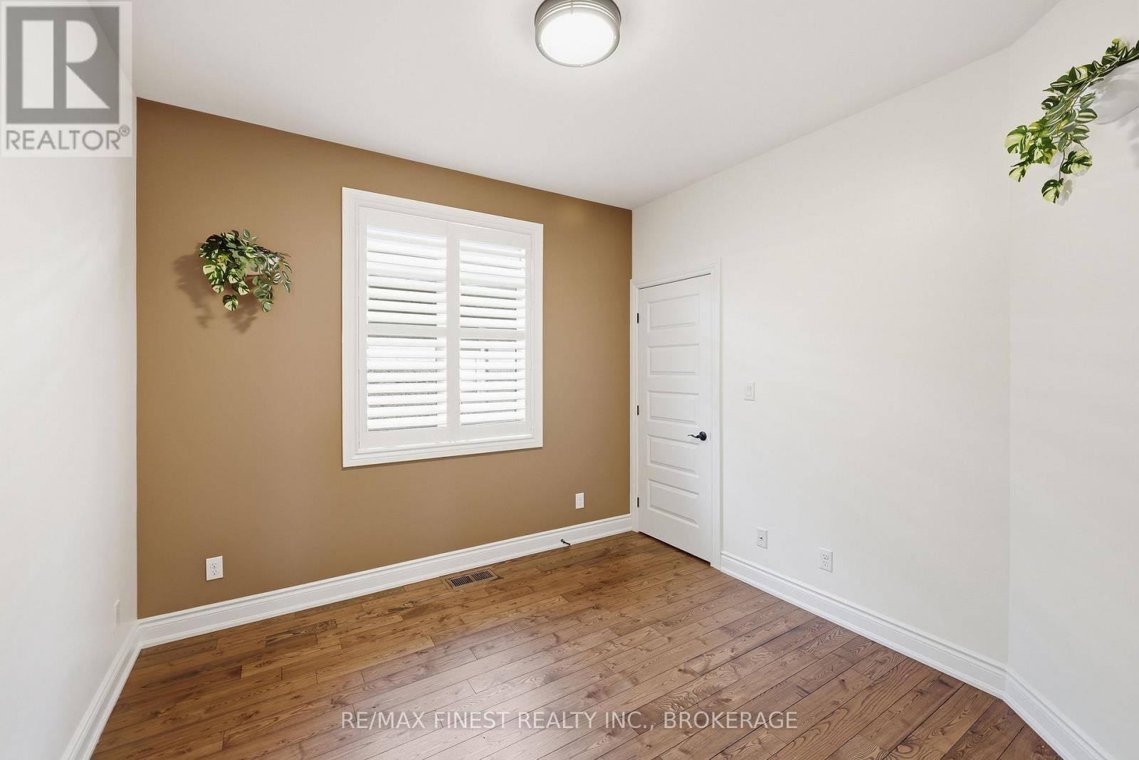 50 BAYSHORE DRIVE — photo 23