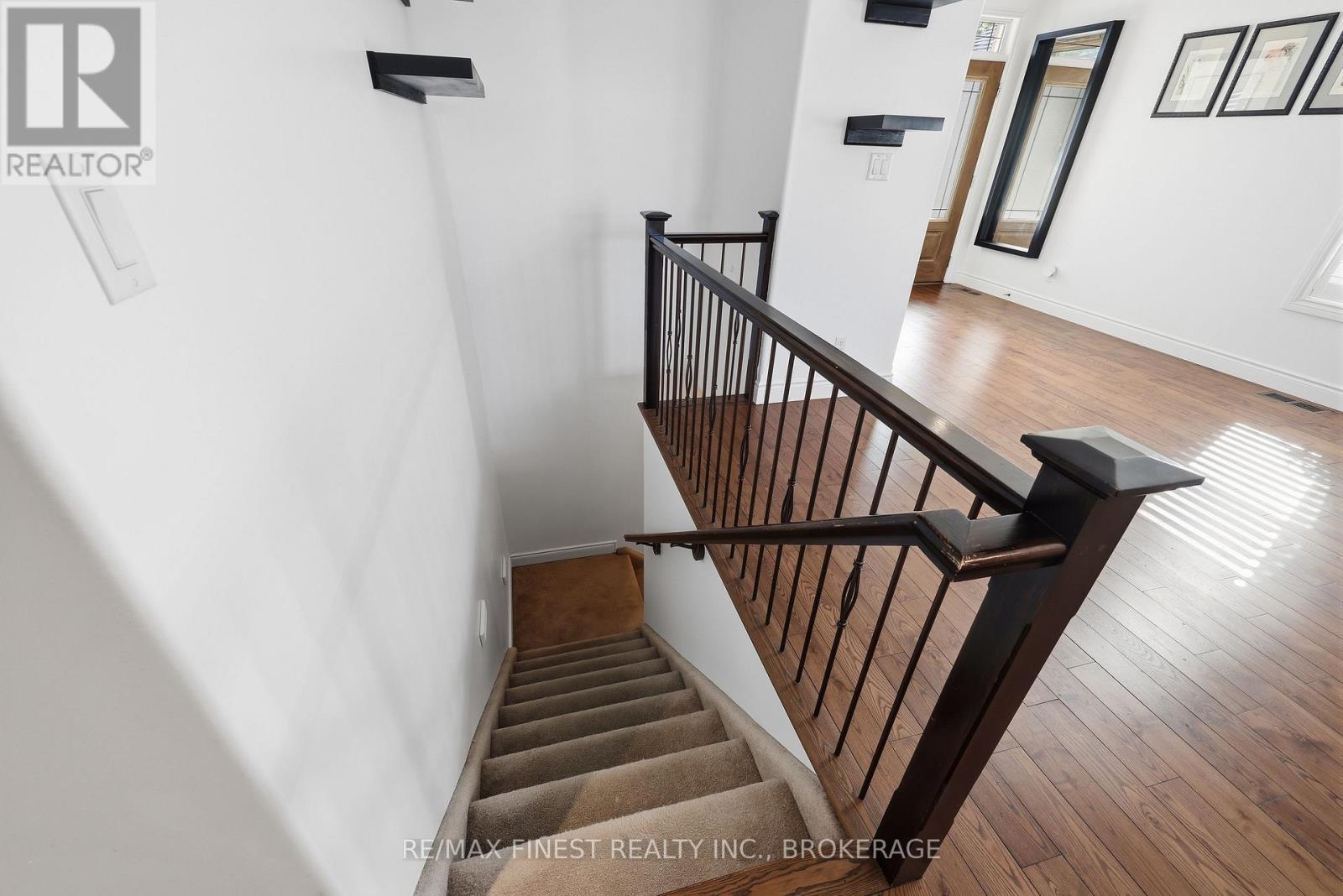 50 BAYSHORE DRIVE — photo 32