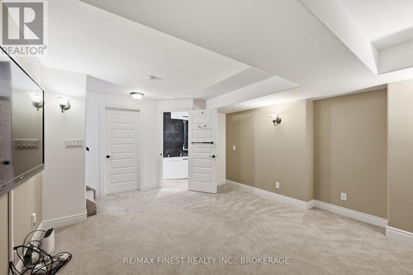 50 BAYSHORE DRIVE — photo 35