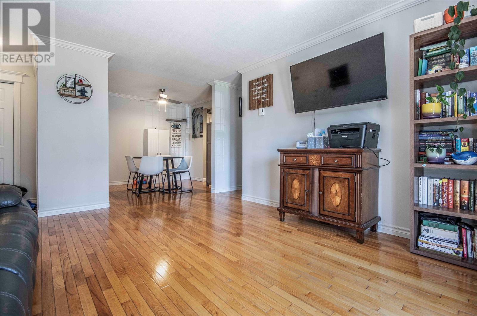 #202 11 JANEWAY PLACE - 7