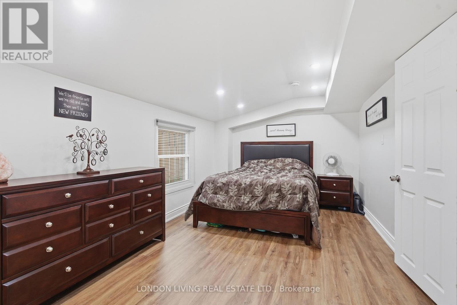 24 APPEL STREET Property Photo