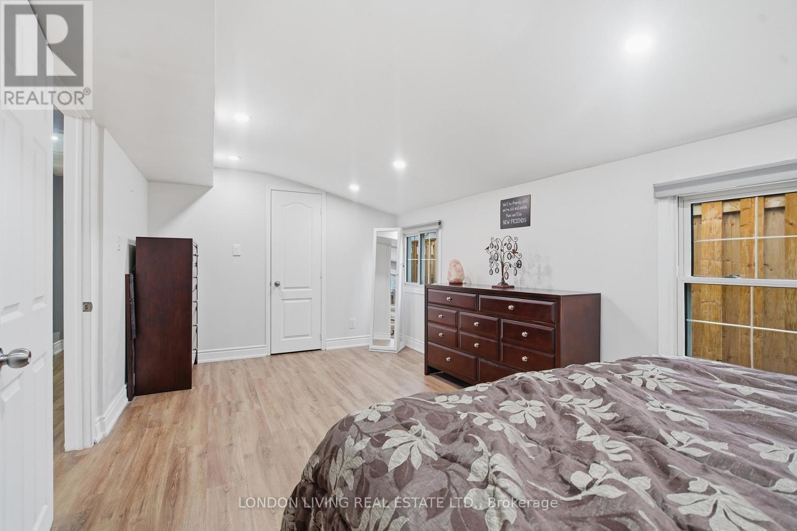 24 APPEL STREET Property Photo