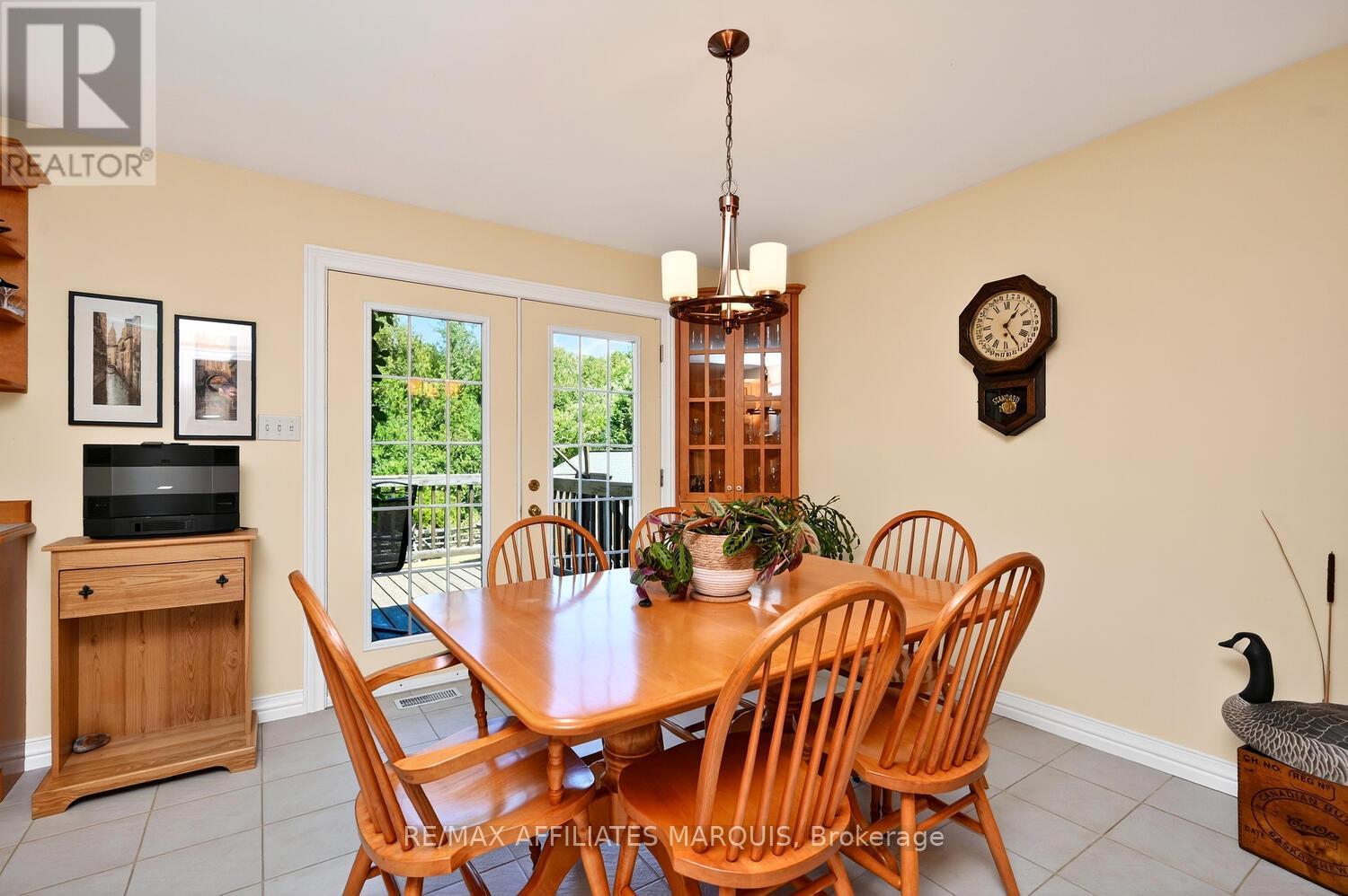 156 BAY ROAD - 10