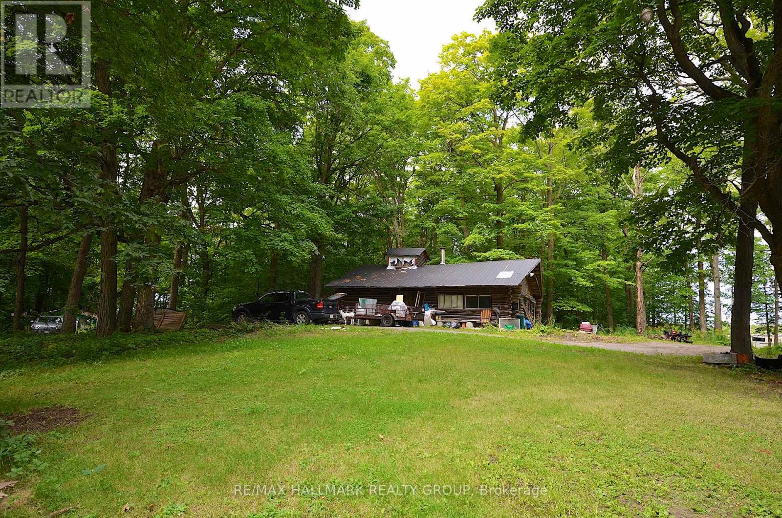 1675 DUNNING ROAD — photo 40