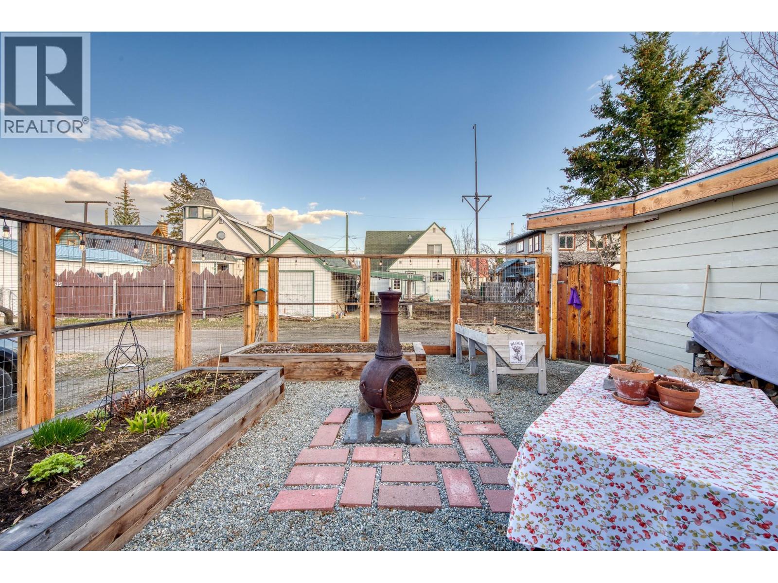 612 NELSON Street - 13