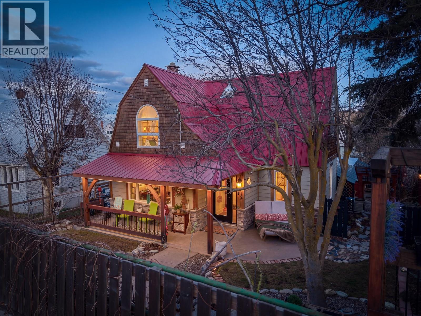 612 NELSON Street - Image 2