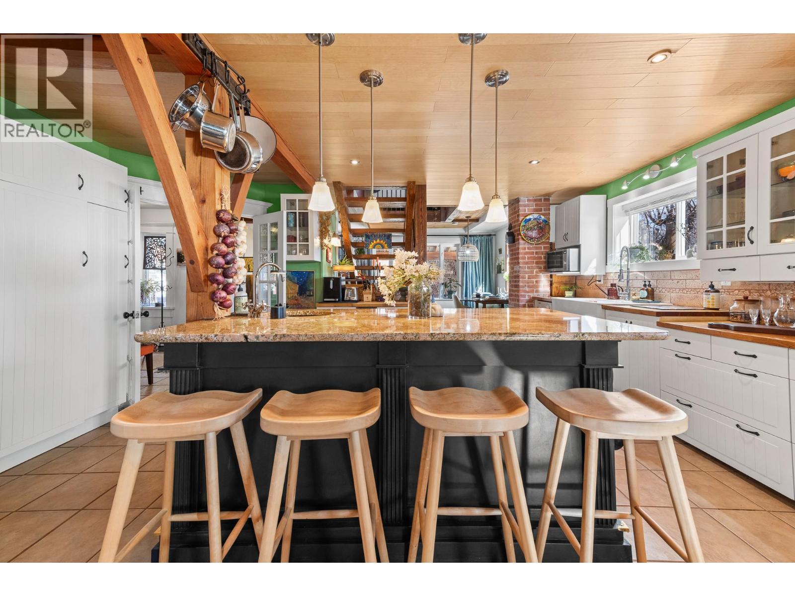 612 NELSON Street - 24