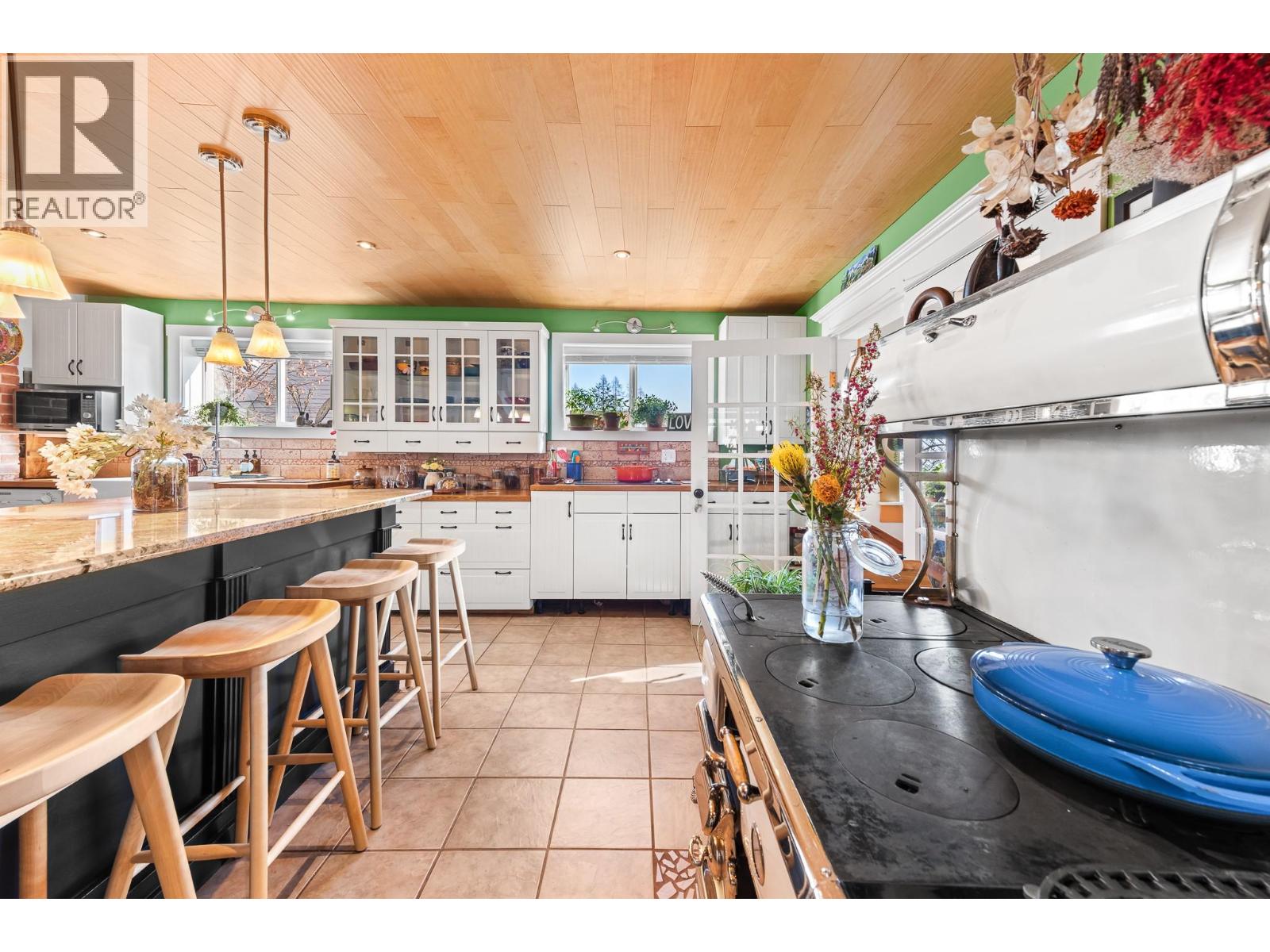 612 NELSON Street - 26