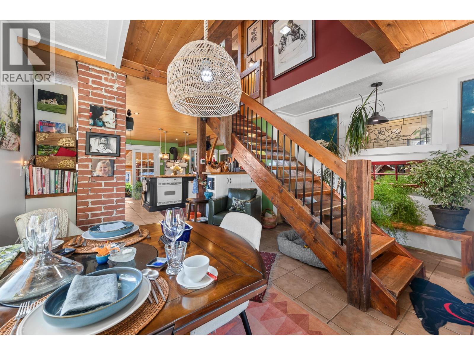 612 NELSON Street - 30