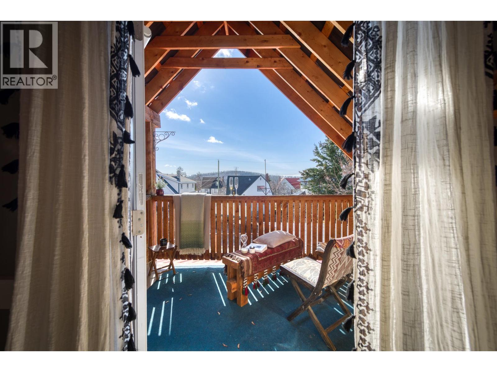 612 NELSON Street - 43