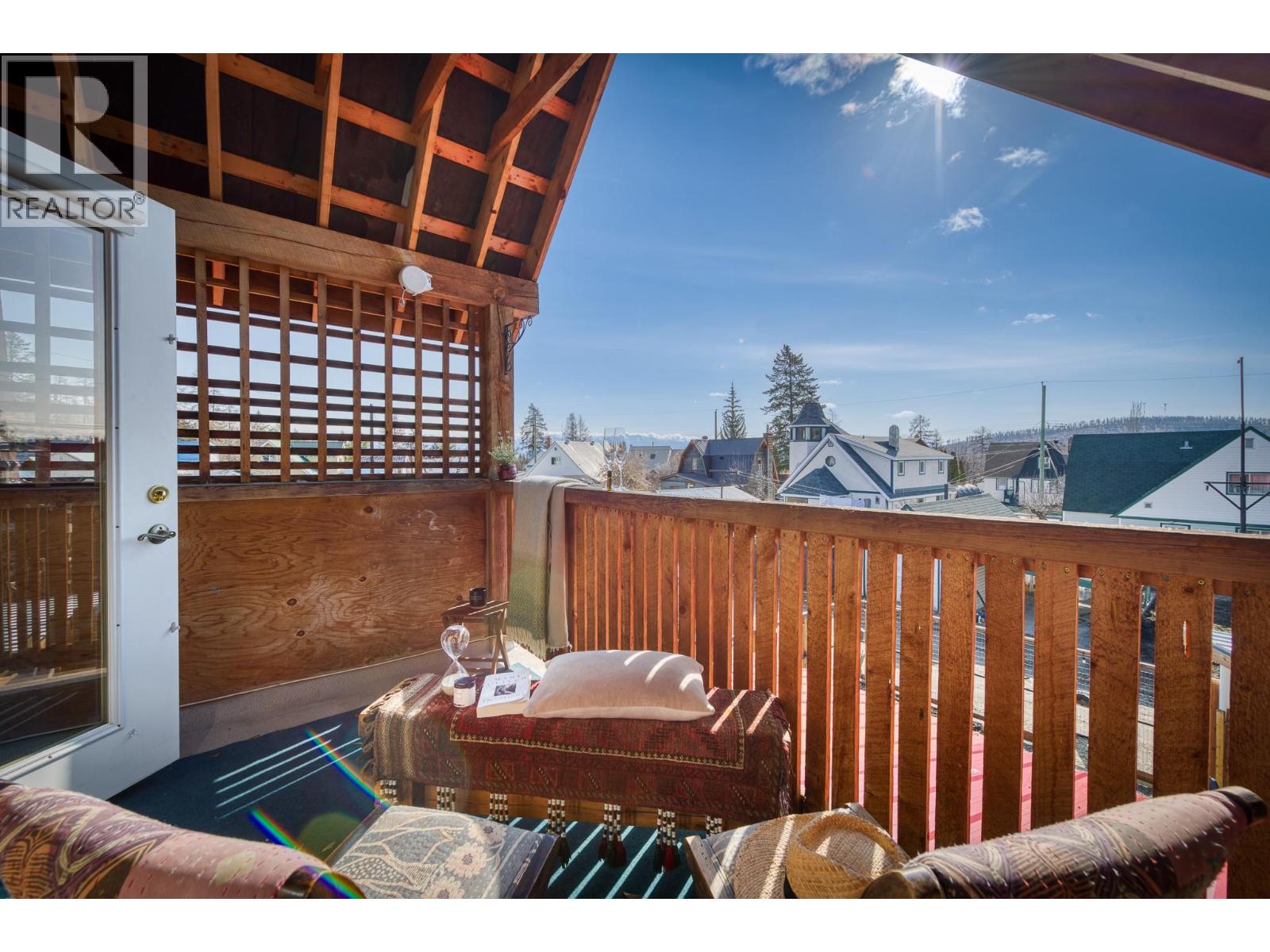 612 NELSON Street - 44