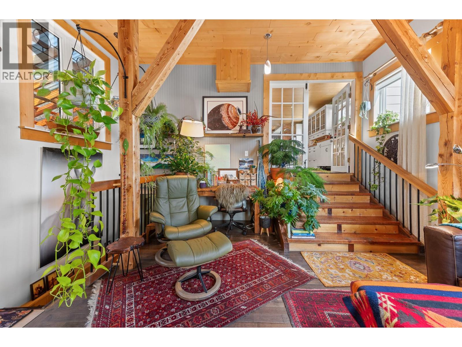 612 NELSON Street - 48